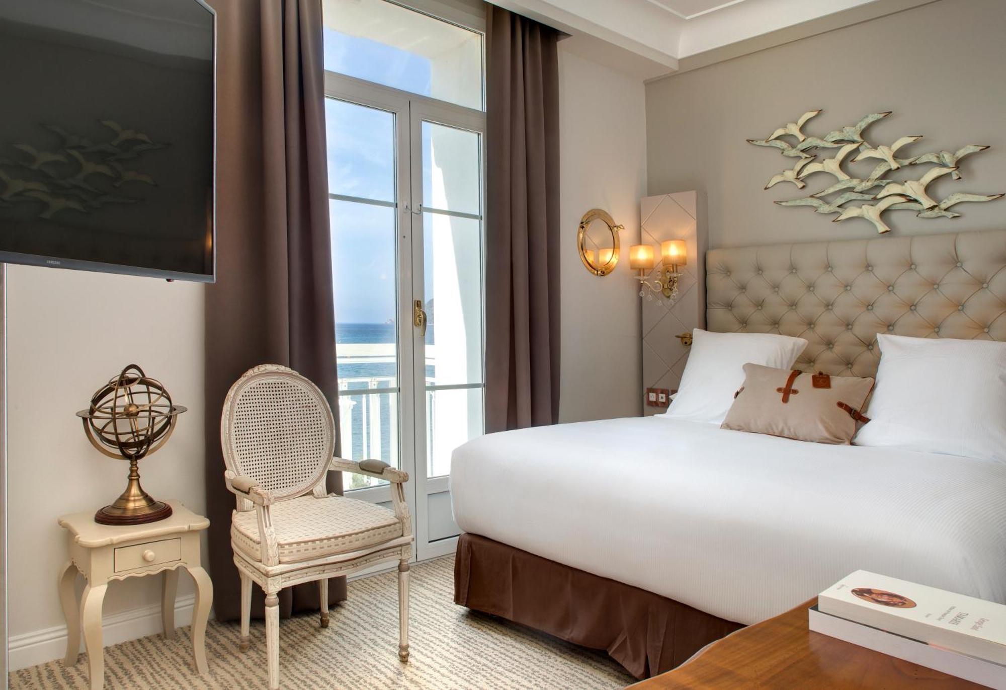 Grand Hotel Des Sablettes Plage, Curio Collection By Hilton La Seyne-sur-Mer Luaran gambar