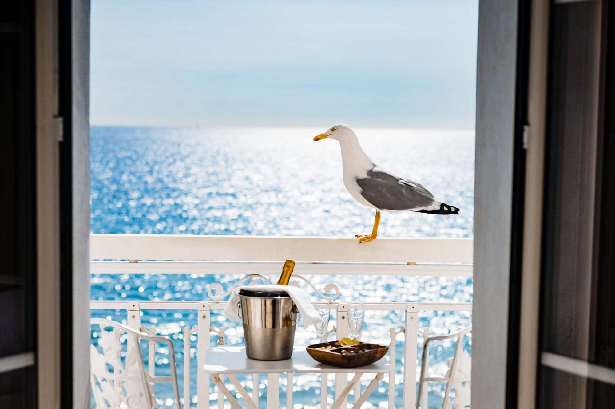 Grand Hotel Des Sablettes Plage, Curio Collection By Hilton La Seyne-sur-Mer Luaran gambar