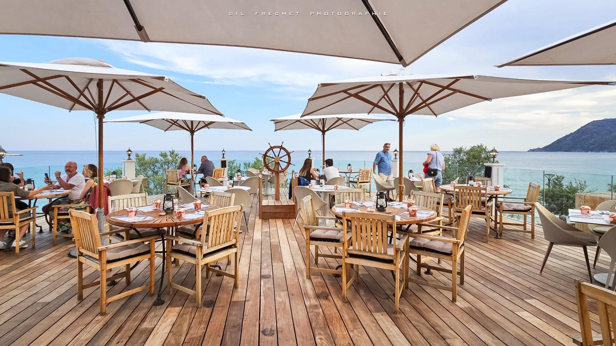 Grand Hotel Des Sablettes Plage, Curio Collection By Hilton La Seyne-sur-Mer Luaran gambar