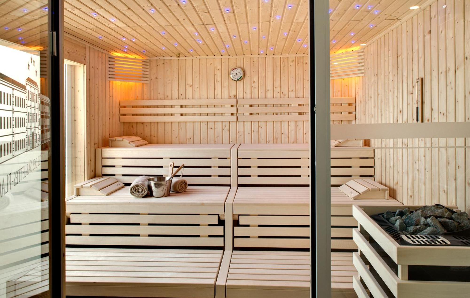 Grand Hotel Des Sablettes Plage, Curio Collection By Hilton La Seyne-sur-Mer Luaran gambar