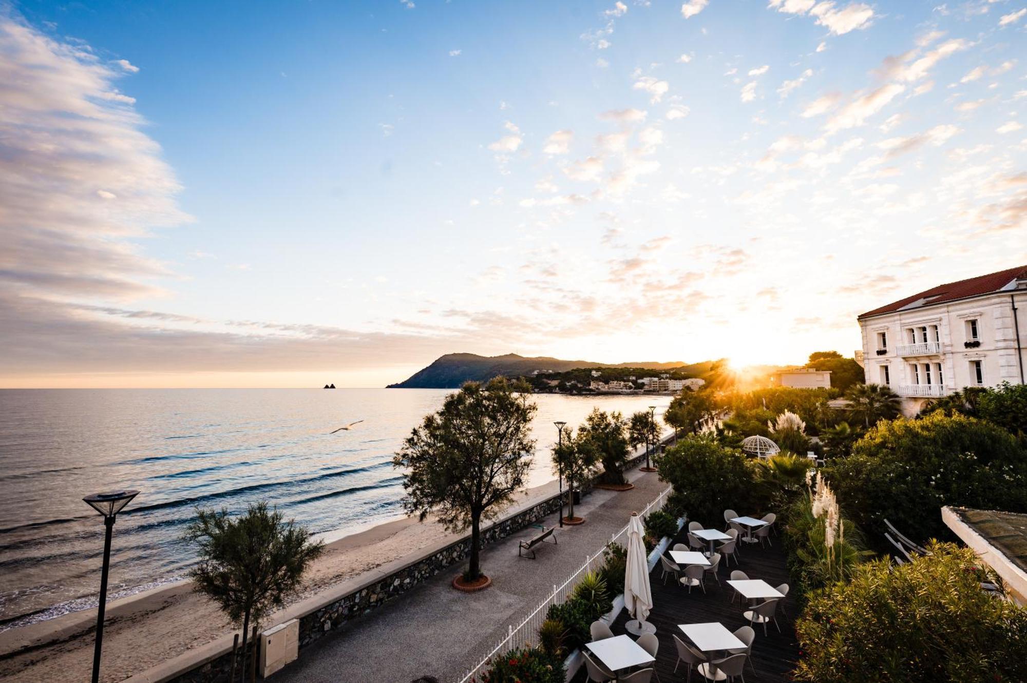 Grand Hotel Des Sablettes Plage, Curio Collection By Hilton La Seyne-sur-Mer Luaran gambar
